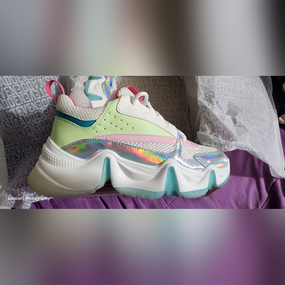 Steve Madden CITY SOUL Lace up Multi Color Platform Sneakers